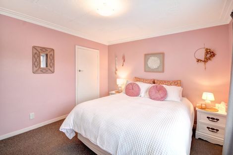 Photo of property in 141 Macandrew Road, South Dunedin, Dunedin, 9012