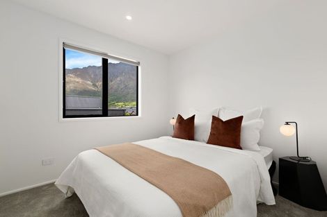 Photo of property in 27 Grain Close, Jacks Point, 9371