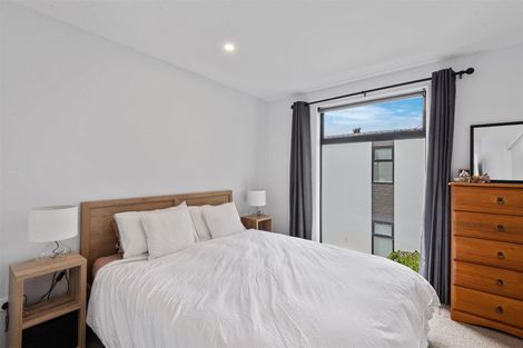 Photo of property in 6/12 New Brighton Road, Shirley, Christchurch, 8061