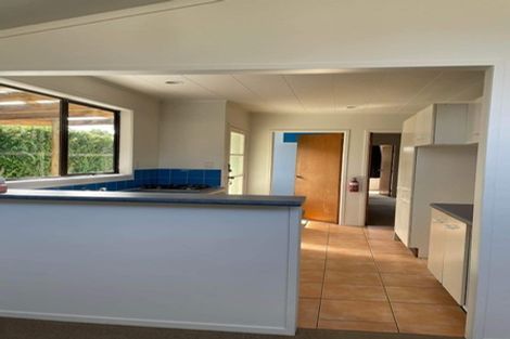 Photo of property in 64 Tamahere Drive, Glenfield, Auckland, 0629