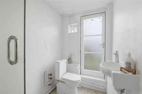 Photo of property in 2/69 Simon Ellice Drive, Bayview, Auckland, 0629