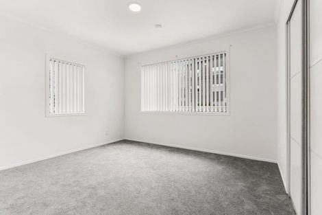 Photo of property in 8/130 Stancombe Road, Flat Bush, Auckland, 2016