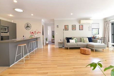 Photo of property in 52 Alec Craig Way, Gulf Harbour, Whangaparaoa, 0930