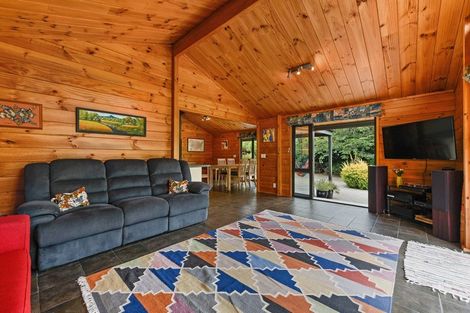 Photo of property in 83 Plateau Road, Te Marua, Upper Hutt, 5018