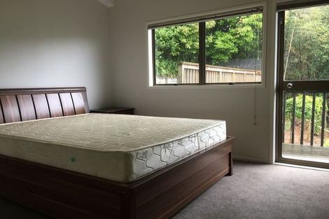 Photo of property in 84 Ayton Drive, Totara Vale, Auckland, 0629