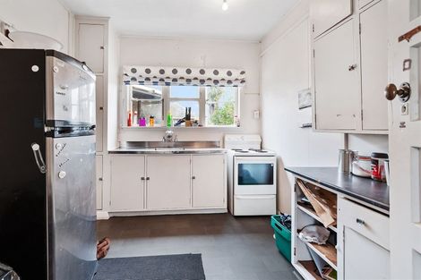 Photo of property in 112 Peverel Street, Riccarton, Christchurch, 8041