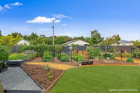 Photo of property in 25 Devon Street, Riversdale, 9776