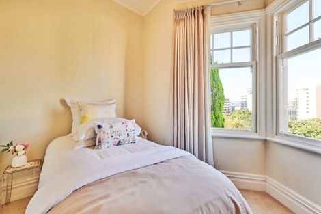 Photo of property in 57 Bolton Street, Kelburn, Wellington, 6012