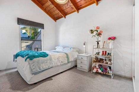 Photo of property in 17 Cockle Place, Stillwater, Silverdale, 0993
