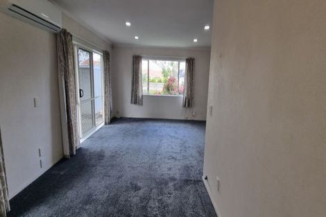 Photo of property in 192a Botany Road, Botany Downs, Auckland, 2010