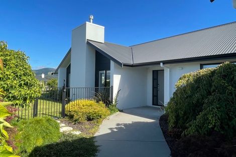 Photo of property in 1 Topping Place, Whitianga, 3510