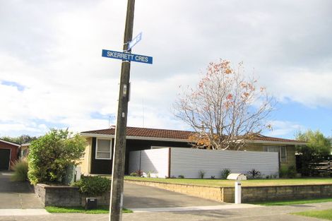 Photo of property in 4 Skerrett Crescent, Tamatea, Napier, 4112