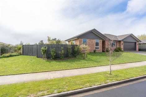 Photo of property in 261 Dixon Road, Fitzroy, Hamilton, 3206