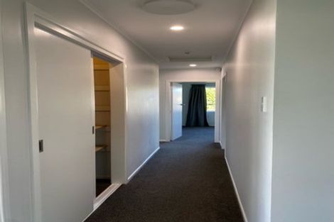 Photo of property in 6 Moehau Grove, Trentham, Upper Hutt, 5018