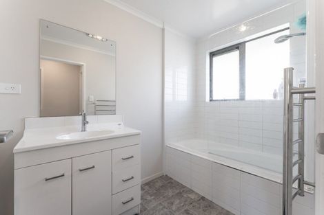 Photo of property in 2/159 Edgeware Road, Edgeware, Christchurch, 8013