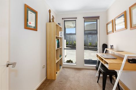 Photo of property in 55 Nelson Avenue, Aotea, Porirua, 5024