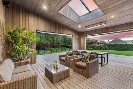 Photo of property in 15 Myra Evelyn Grove, Dairy Flat, Albany, 0792