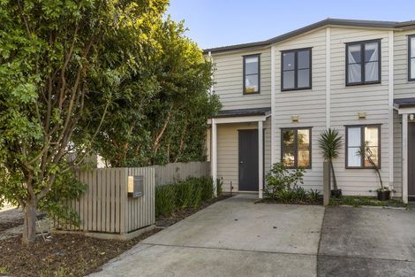 Photo of property in 18 Bellbird Street, Papakura, 2110