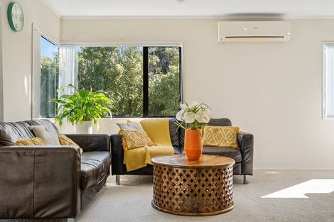 Photo of property in 9 Peguero Place, Totara Heights, Auckland, 2105