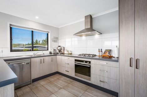 Photo of property in 134 Endeavour Drive, Whitby, Porirua, 5024