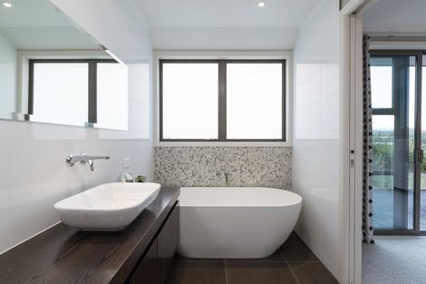 Photo of property in 24 Rexford Heights, Pyes Pa, Tauranga, 3112