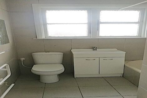 Photo of property in 15 Truman Road, Bryndwr, Christchurch, 8053