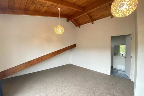 Photo of property in 2/24 Matipo Road, Mairangi Bay, Auckland, 0630