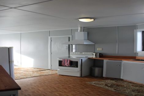 Photo of property in 18 Kilmarnock Street, Wallacetown, 9816