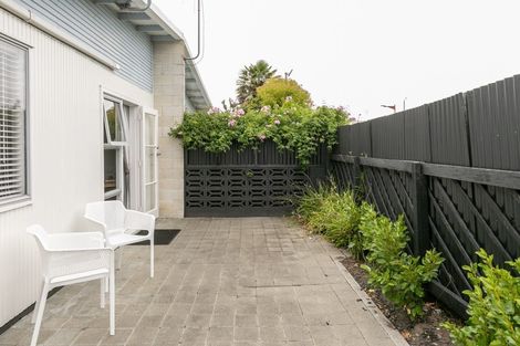 Photo of property in 3/209 Mcleod Street, Camberley, Hastings, 4120