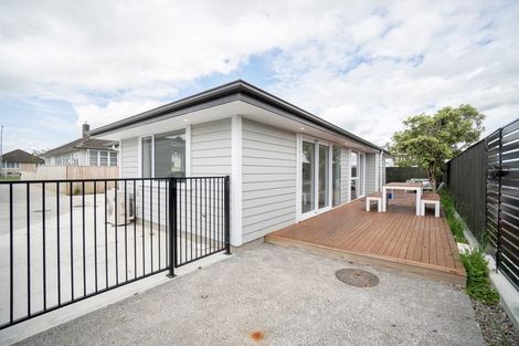 Photo of property in 18a Thames Street, Roslyn, Palmerston North, 4414