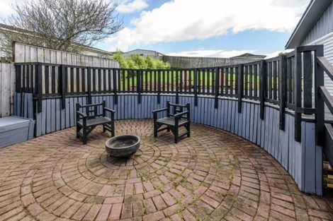 Photo of property in 21 Minaret Drive, Bucklands Beach, Auckland, 2014