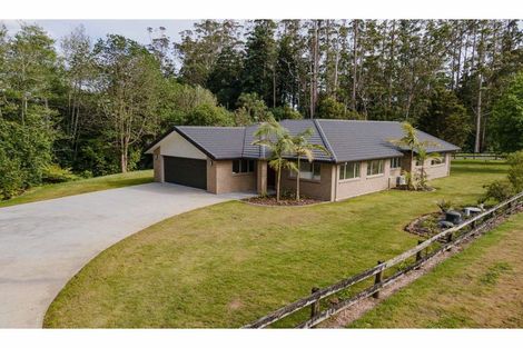 Photo of property in 11a Okura Drive, Kerikeri, 0230