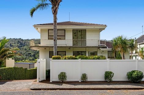 Photo of property in 6 Waiwera Road, Waiwera, Orewa, 0994