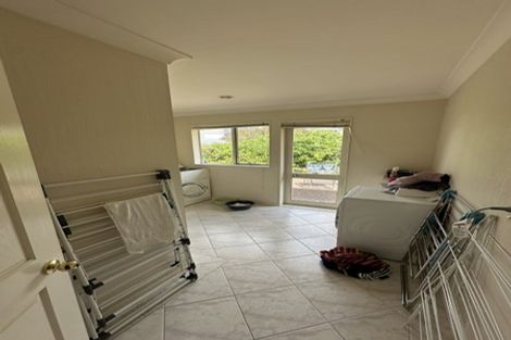 Photo of property in 6 Nathan Close, Somerville, Auckland, 2014