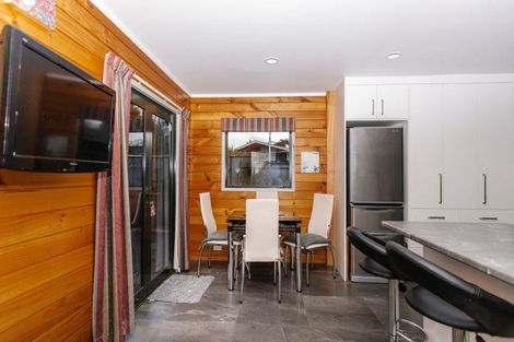 Photo of property in 24 Ruahine Street, Dannevirke, 4930