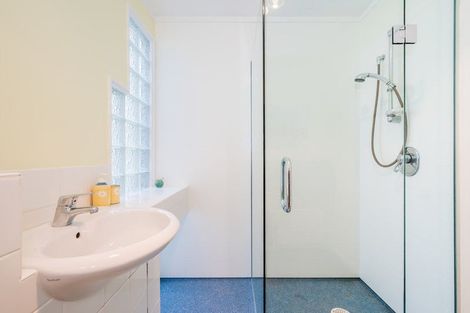 Photo of property in 4 Nathan Avenue, Paraparaumu Beach, Paraparaumu, 5032