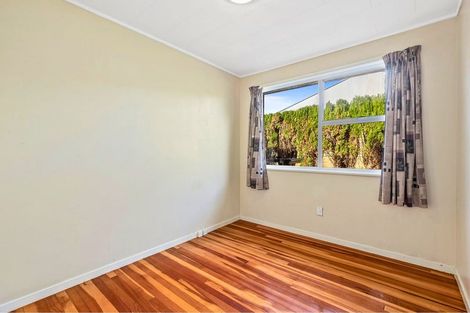 Photo of property in 20 Spencer Road, Pinehill, Auckland, 0632