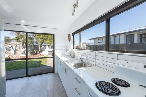 Photo of property in 2 Tillson Crescent, Motueka, 7120