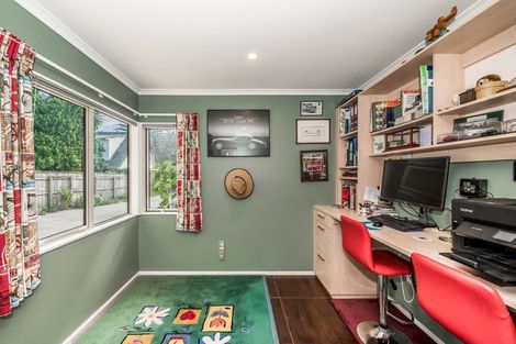 Photo of property in 294b Te Moana Road, Waikanae, 5036