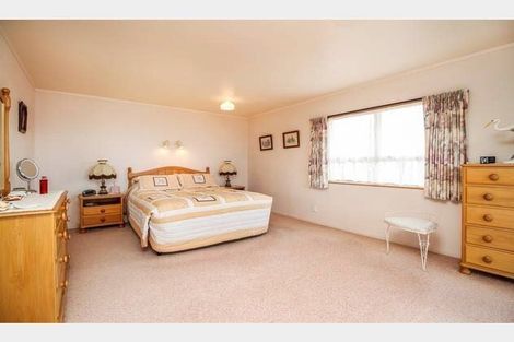 Photo of property in 78 Deep Creek Road, Torbay, Auckland, 0630