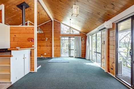 Photo of property in 1 Carlson Street, Dannevirke, 4930