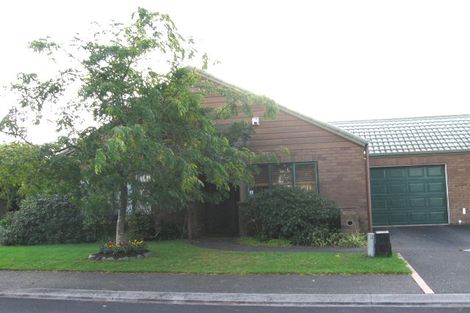 Photo of property in 2 Craiburn Street, Ranui, Auckland, 0612