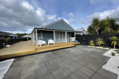 Photo of property in 32 Webb Place, Papamoa Beach, Papamoa, 3118