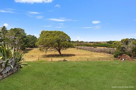Photo of property in 37 Whiriwhiri Road, Waiuku, 2682