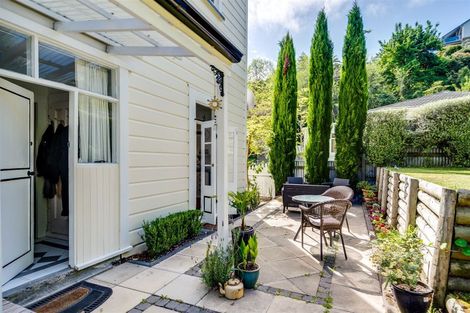 Photo of property in 3 Hooker Avenue, Hospital Hill, Napier, 4110