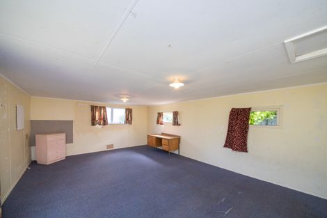 Photo of property in 23 Featherston Street, Takaro, Palmerston North, 4412