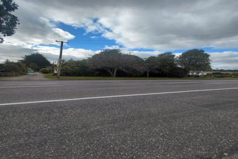 Photo of property in 72 Half Mile Road, Tuatapere, 9620