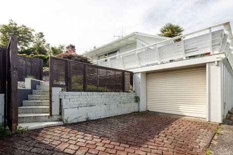 Photo of property in 28 Rothesay Place, Dinsdale, Hamilton, 3204