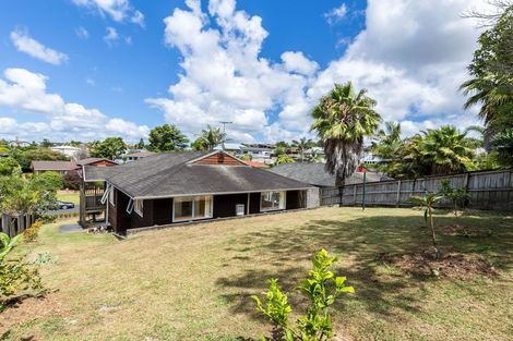 Photo of property in 7a Sailfish Drive, West Harbour, Auckland, 0618