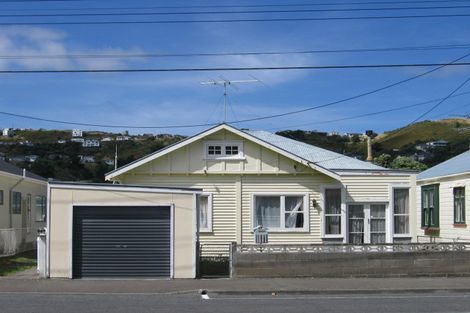 Photo of property in 59a Derwent Street, Island Bay, Wellington, 6023